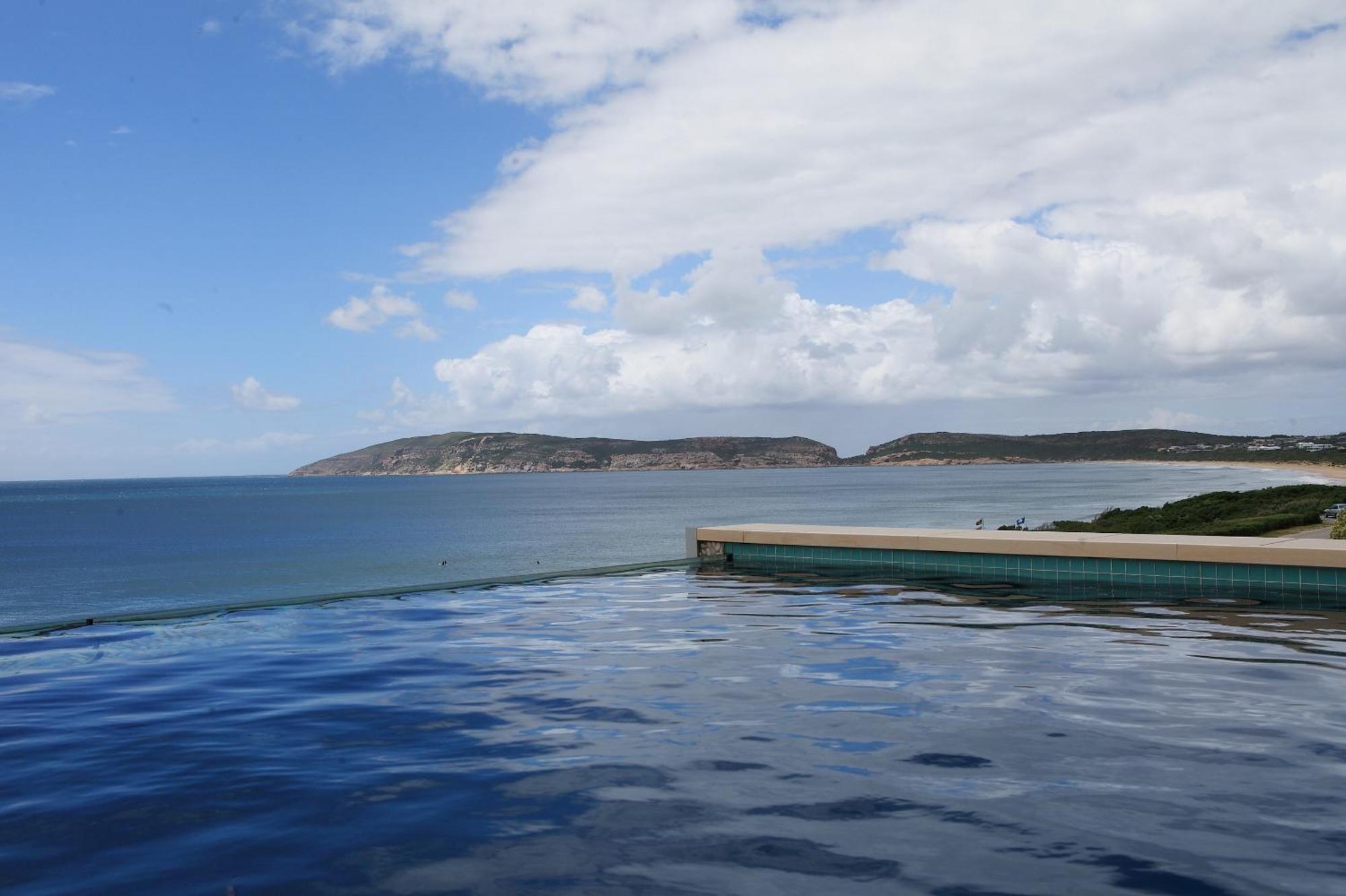 Periwinkle Lodge Guest House Plettenberg Bay Bagian luar foto
