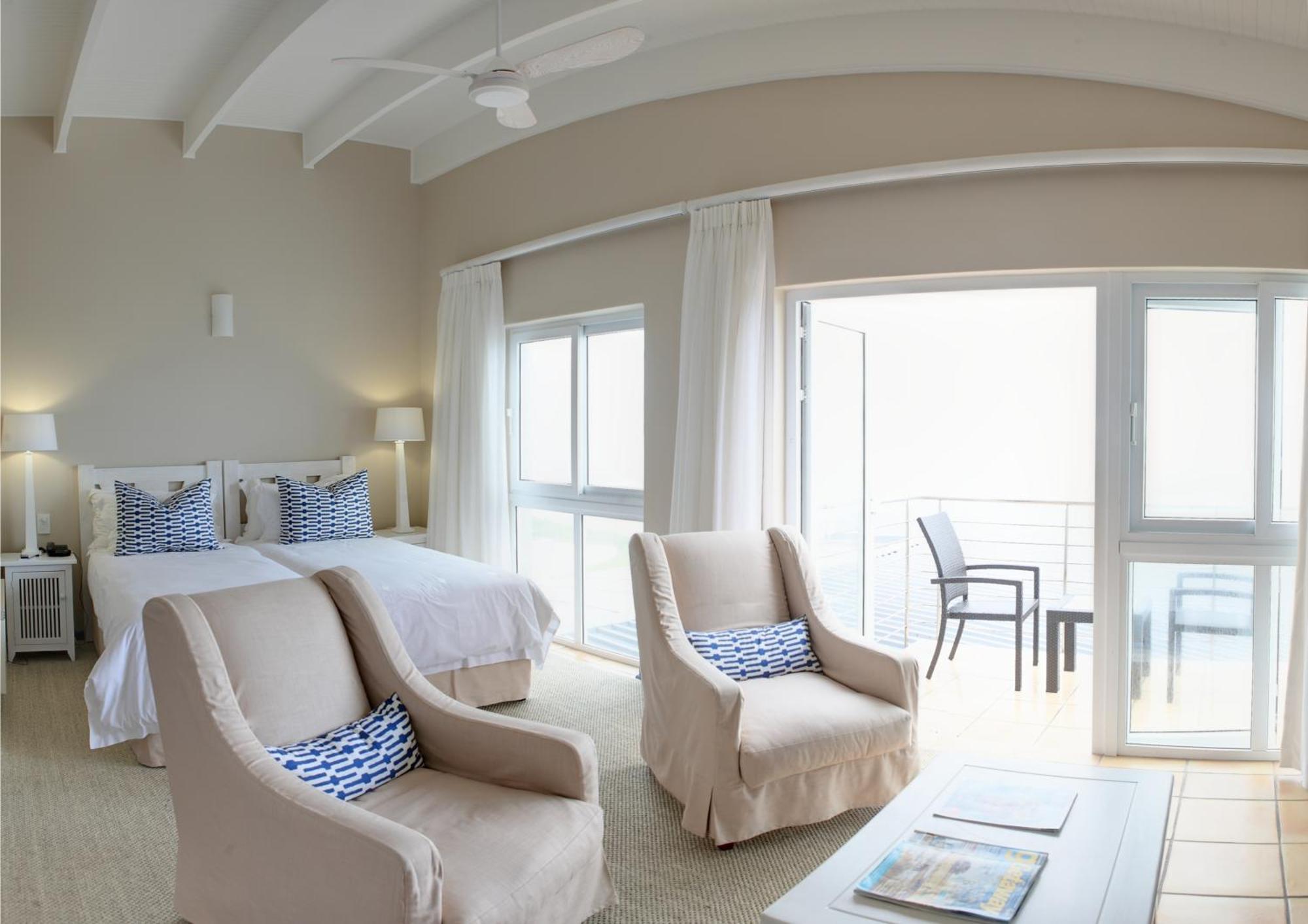 Periwinkle Lodge Guest House Plettenberg Bay Bagian luar foto