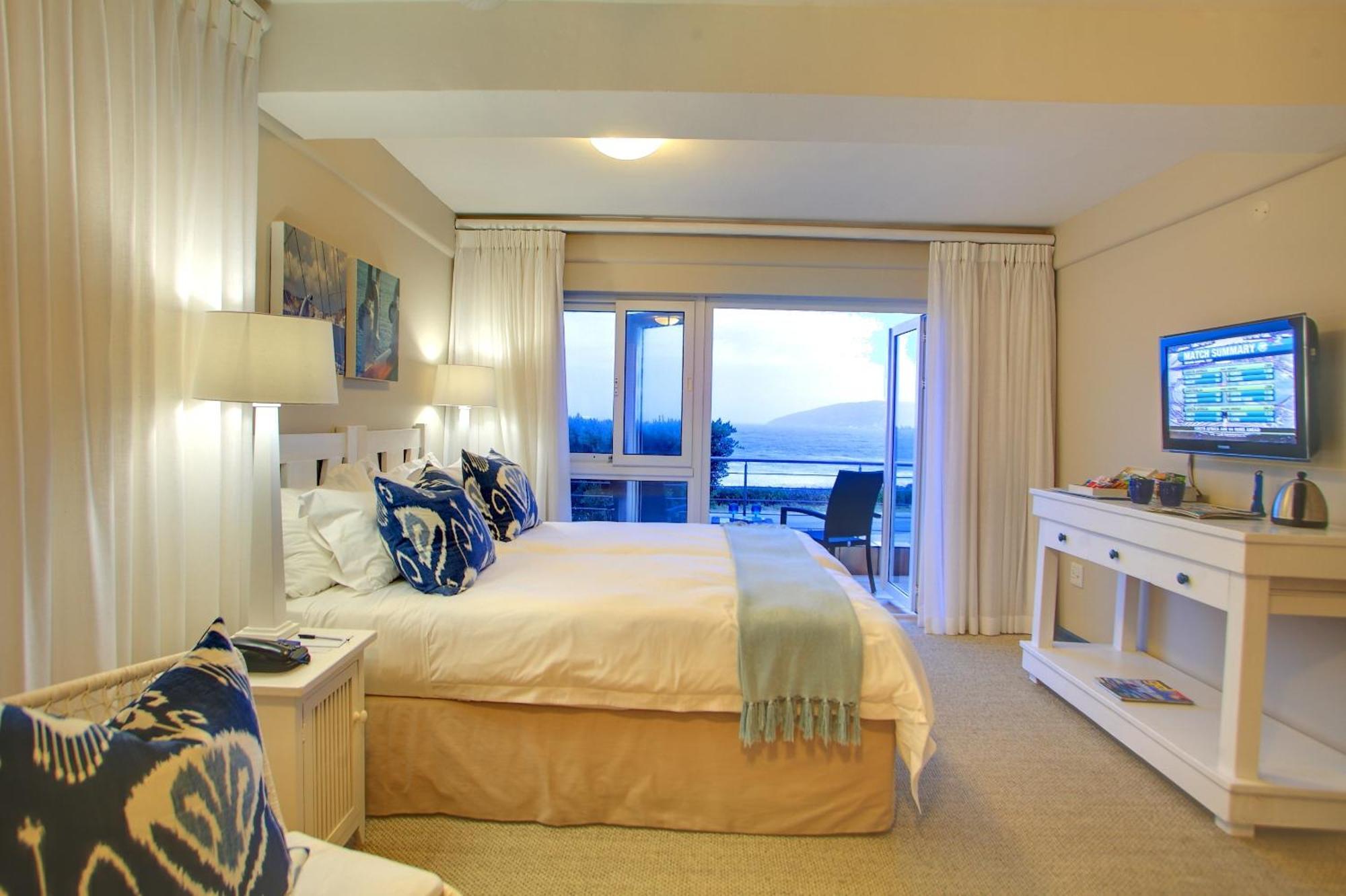 Periwinkle Lodge Guest House Plettenberg Bay Bagian luar foto